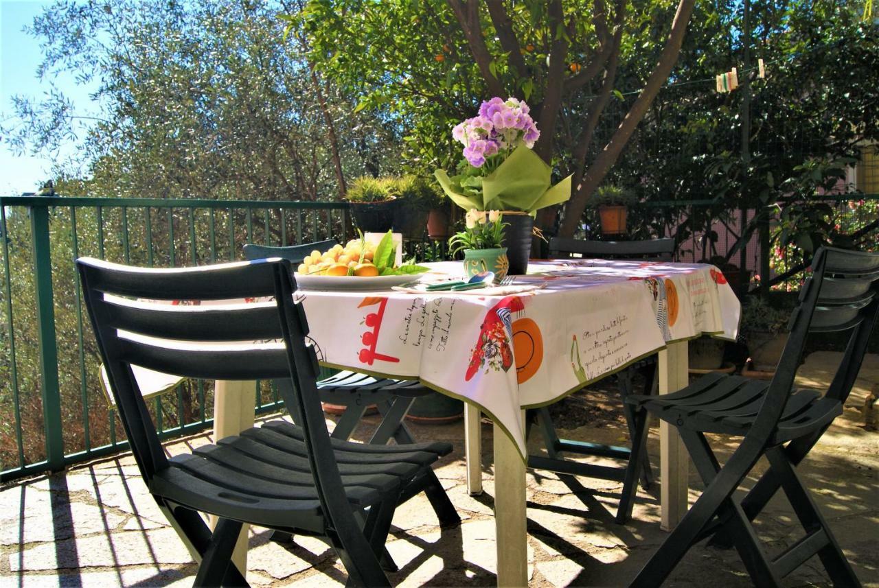 דירות מונטרוסו אל מארה Chez Reny Terrazza Vista Mare מראה חיצוני תמונה