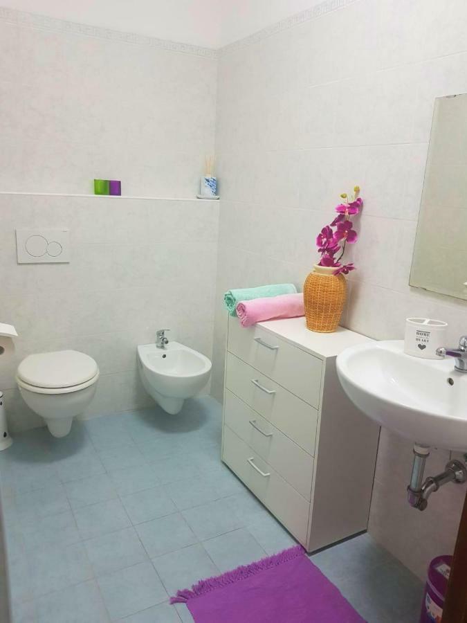 דירות מונטרוסו אל מארה Chez Reny Terrazza Vista Mare מראה חיצוני תמונה